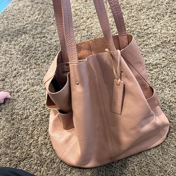 Blush colored American eagle bag. - Picture 5 of 5